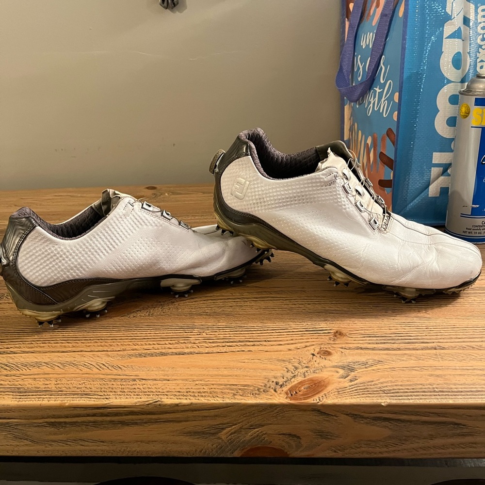 Footjoy DNA golf shoes